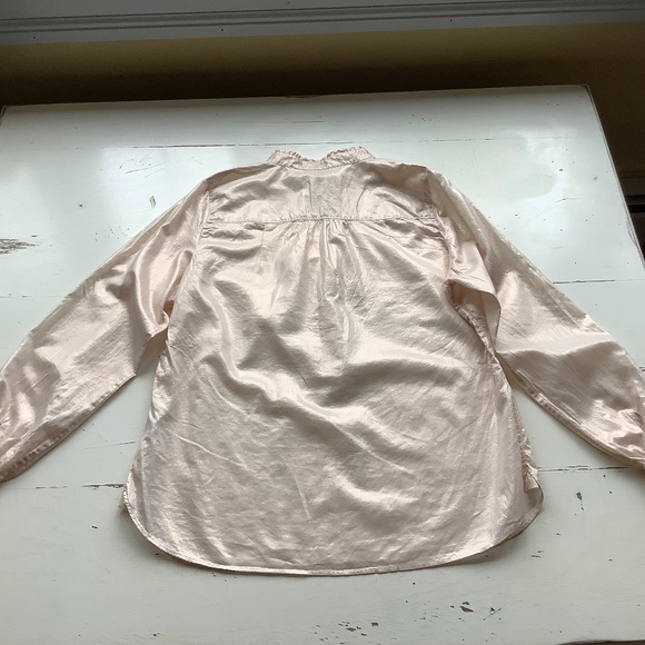 J CREW Light peach lame ruffled collar shirt Large - Picture 6 of 10